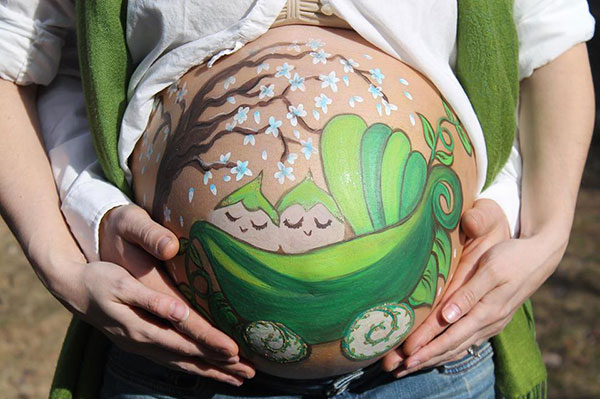 نقاشی روی شکم در بارداری