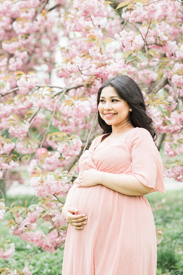 ایده عکاسی بارداری در فصل بهار