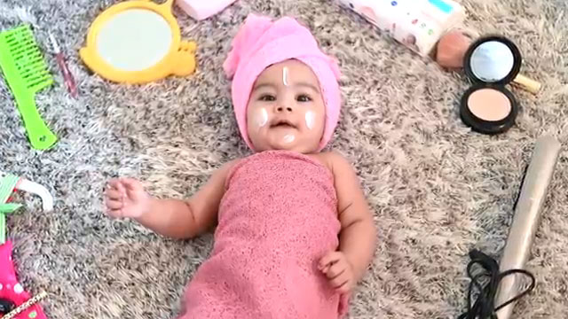 کلیپ ایده عکاسی نوزاد دختر با تم لوازم آرایش